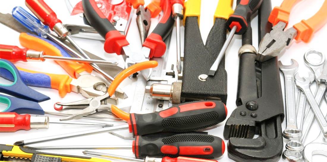 Ключевые слесарные инструменты: их функциональность, применение и роль в ремонтных работах