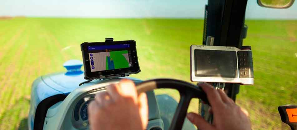 Navigatoare GPS pentru mașini agricole - înainte, spre viitor