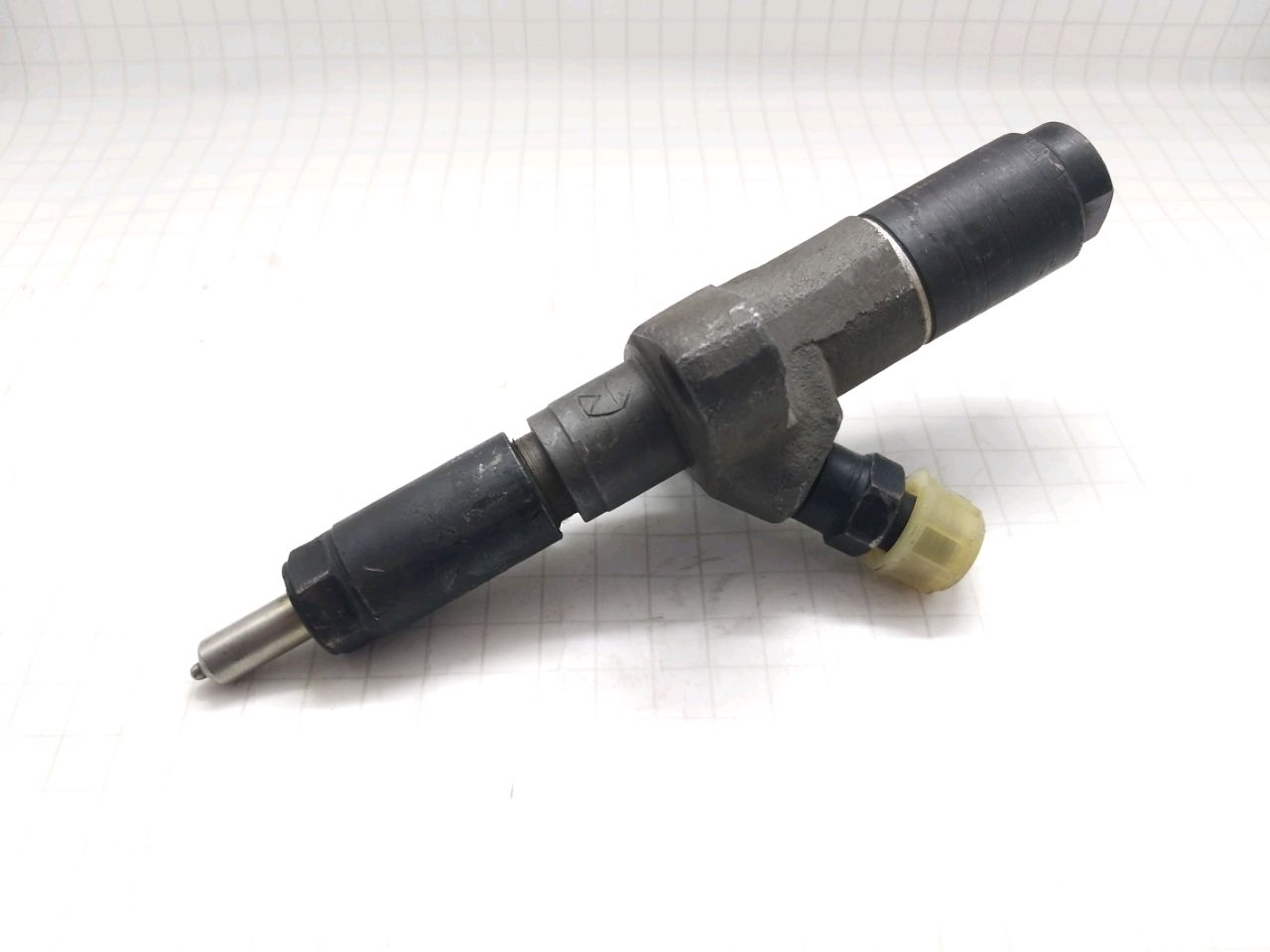 Injector de motorină DT-75, SMD-18