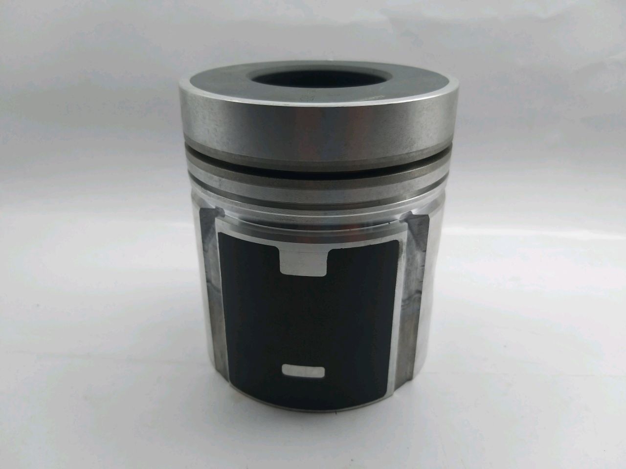 Piston D-245/260 Euro 2 (grupa C) Cehia