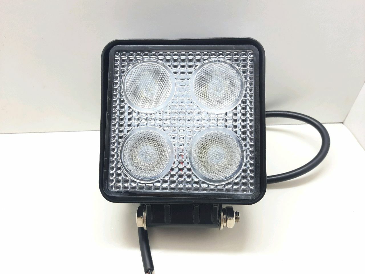 Фара рабочая LED (квадр.) 12/24V (2800LM)