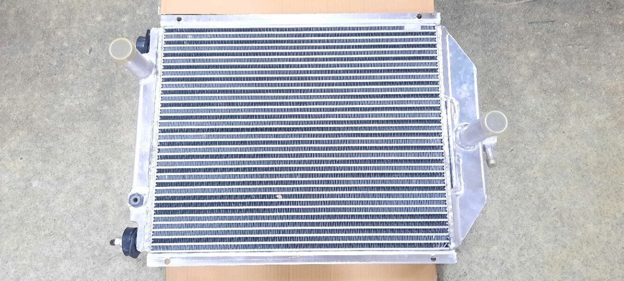 Radiator de apă MTZ-1025 (4 randuri) (aluminiu)